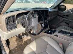 2005 CHEVROLET  TAHOE