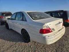 2003 TOYOTA  AVALON
