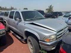2004 DODGE  DAKOTA