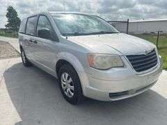 2008 CHRYSLER  TOWN AND COUNTRY