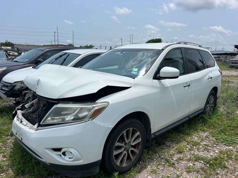 2015 NISSAN  PATHFINDER