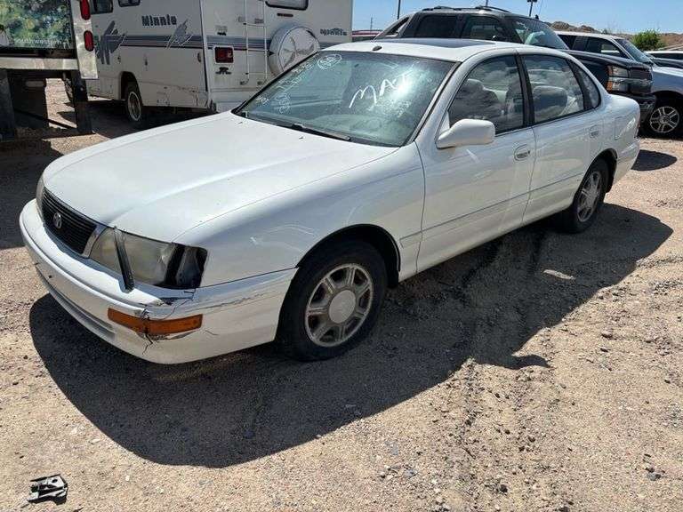 Title - 1996 TOYOTA  AVALON