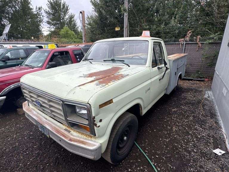 1982 FORD  F-250