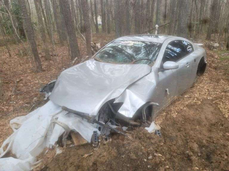 DERELICT/PARTS ONLY - 2004 INFINITI  G35
