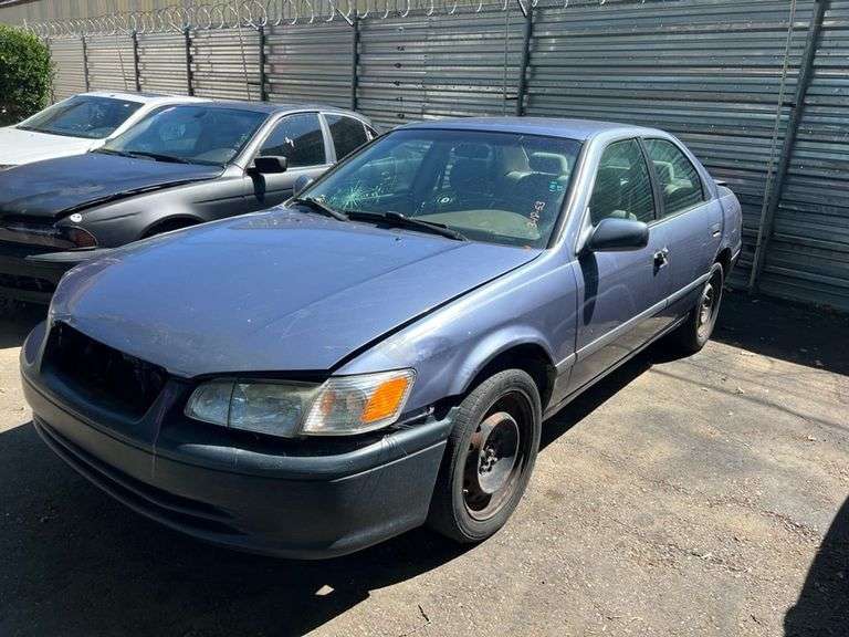 2000 TOYOTA CAMRY