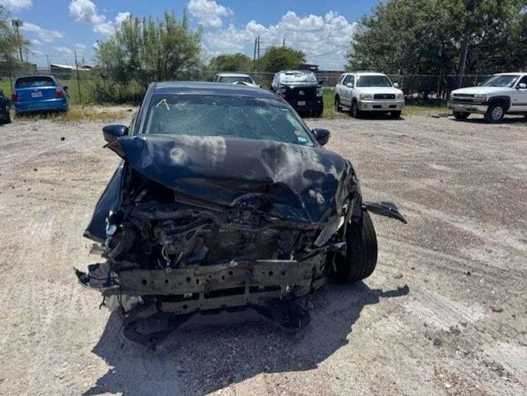 2016 MAZDA  MAZDA3