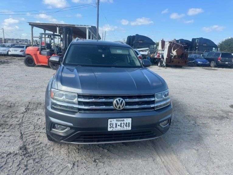 8% Buyer's premium - 2019 VOLKSWAGEN  ATLAS