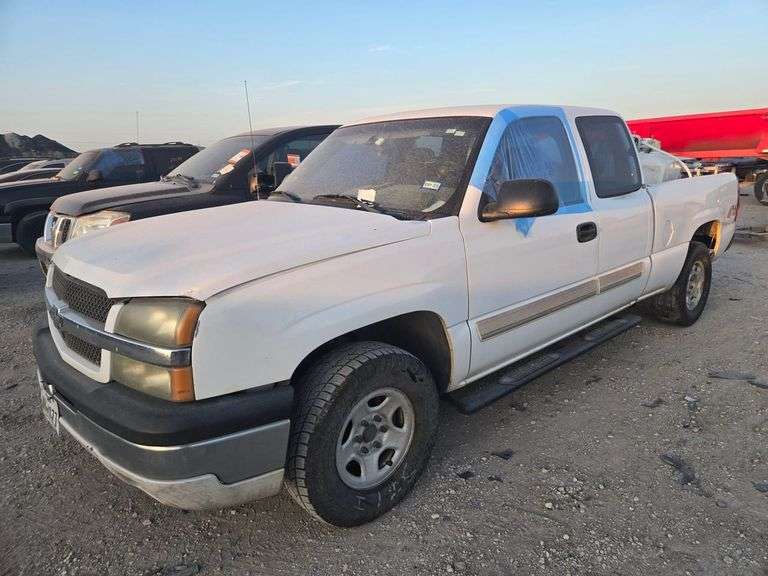 2004 CHEVROLET  SILVERADO