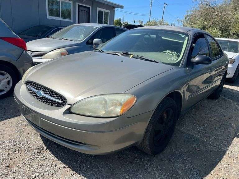 2003 FORD  TAURUS
