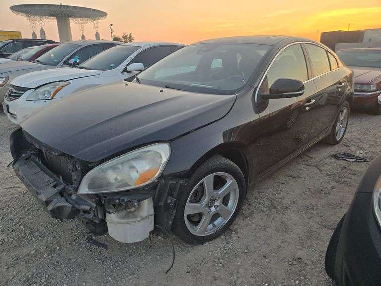 2012 VOLVO  S60