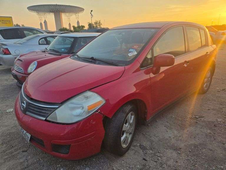 2008 NISSAN  VERSA