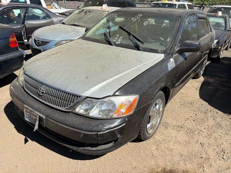 2003 TOYOTA  AVALON