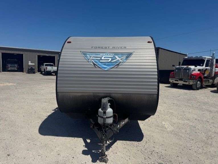 2018 FOREST RIVER  SALEM TOY HAULER
