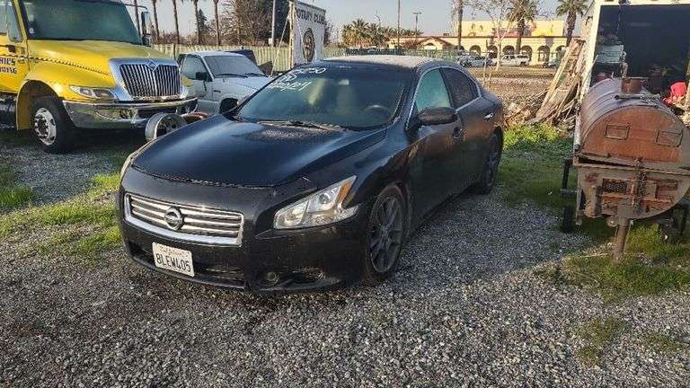 2014 NISSAN  MAXIMA