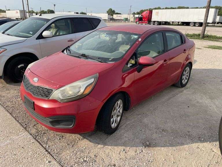 2013 KIA  RIO