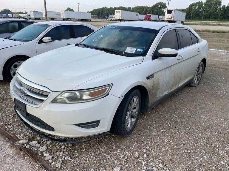 2012 FORD  TAURUS