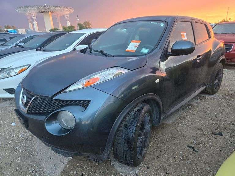 2014 NISSAN  JUKE