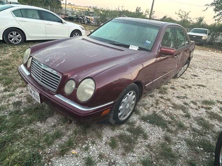 1999 MERCEDES-BENZ  E-CLASS