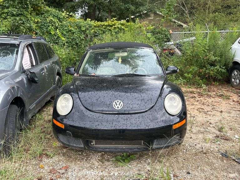 2008 VOLKSWAGEN  BEETLE