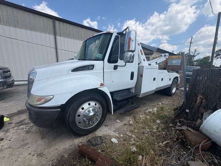 2003 INTERNATIONAL MA025