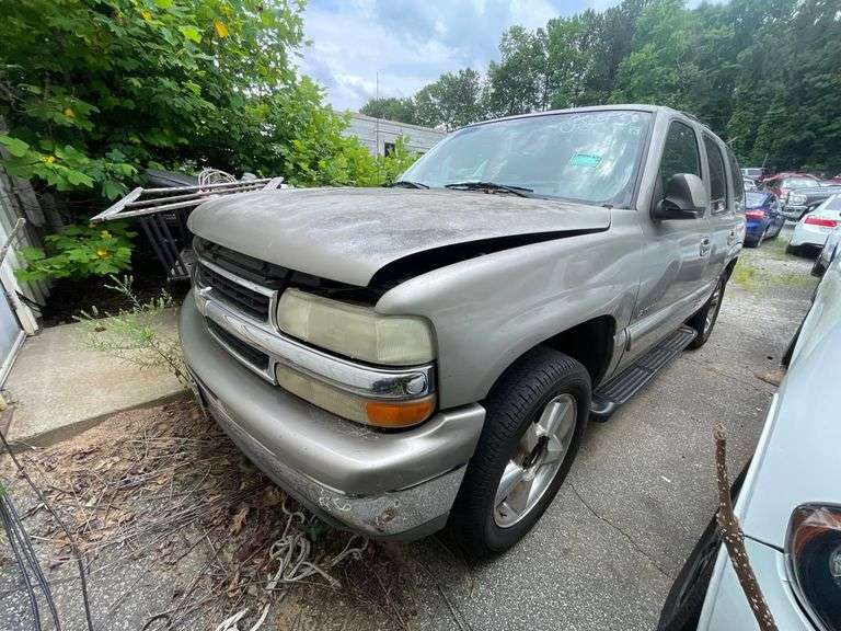 2000 CHEVROLET TAHOE