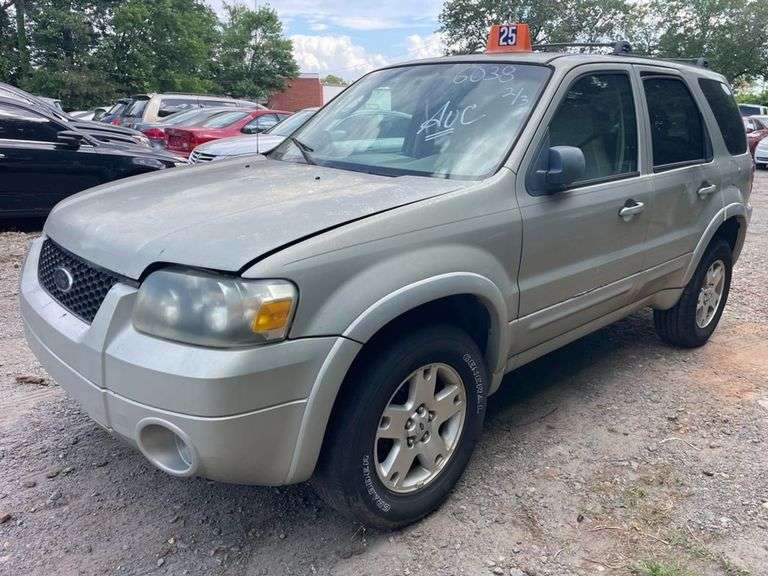 2005 FORD ESCAPE