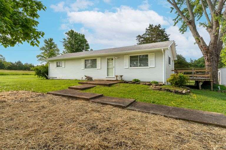 22039 CHESTNUT RIDGE ROAD, FARMINGTON | STE. GENEVIEVE COUNTY MO 20±