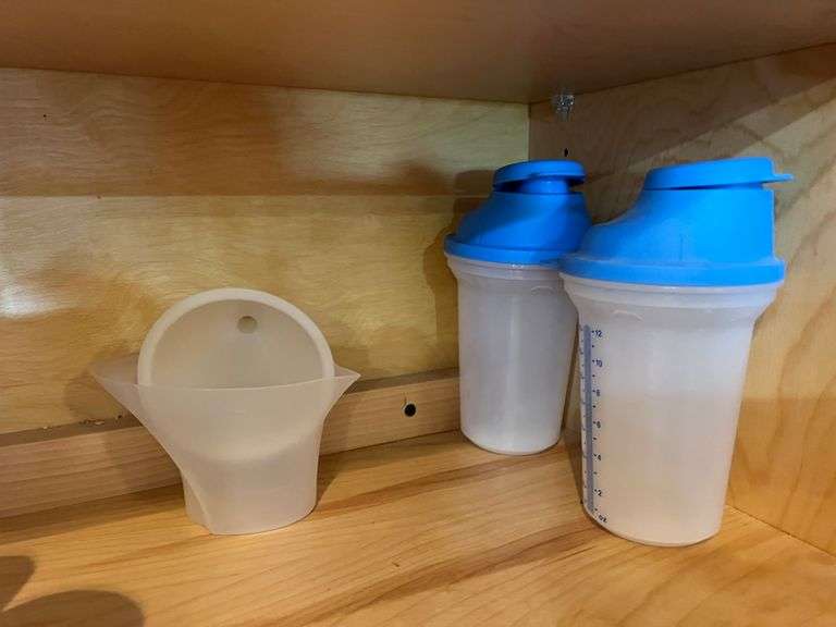 Contents of 1 Upper Kitchen Cabinet
