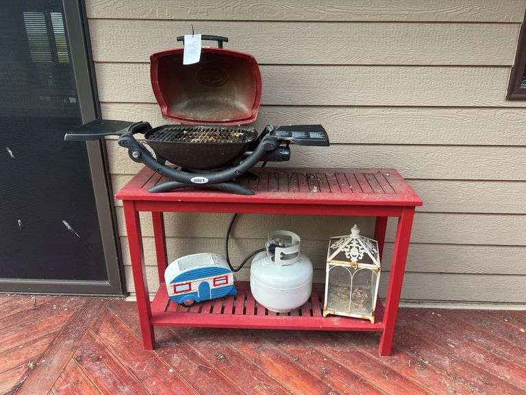 Weber Tabletop Grill, Tank & Table