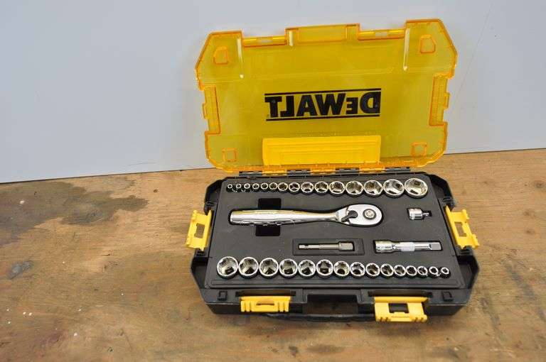 DeWalt 3/8" SAE & Metric Socket Sets