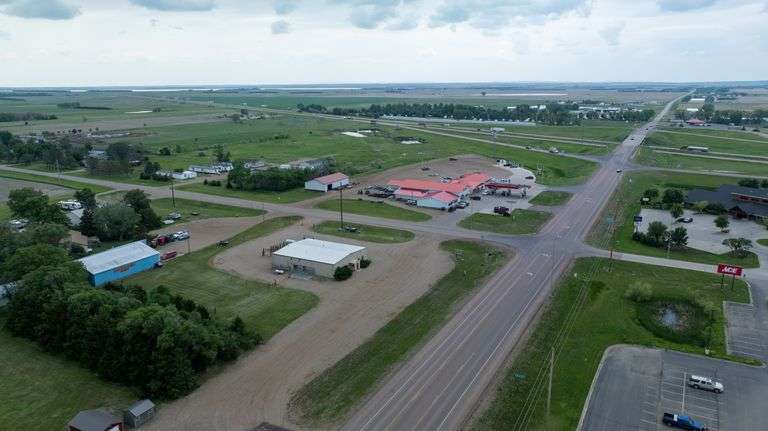 1950 E KING ST - CHAMBERLAIN, SD