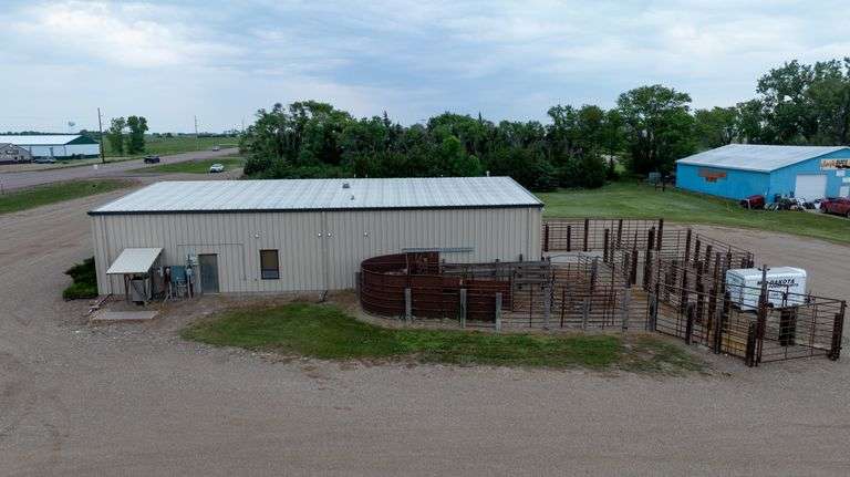 1950 E KING ST - CHAMBERLAIN, SD