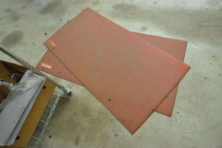 (2) 30" x 58" Cushion Shop Mats