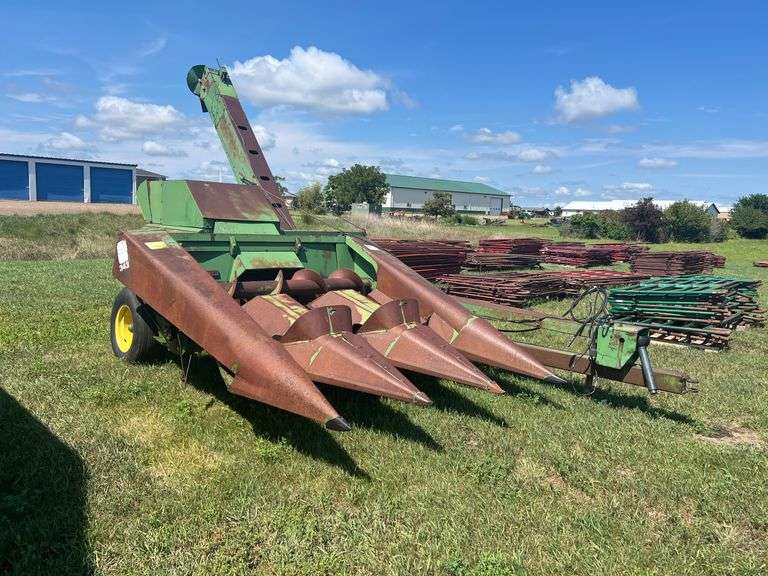 John Deere 300 Corn Picker