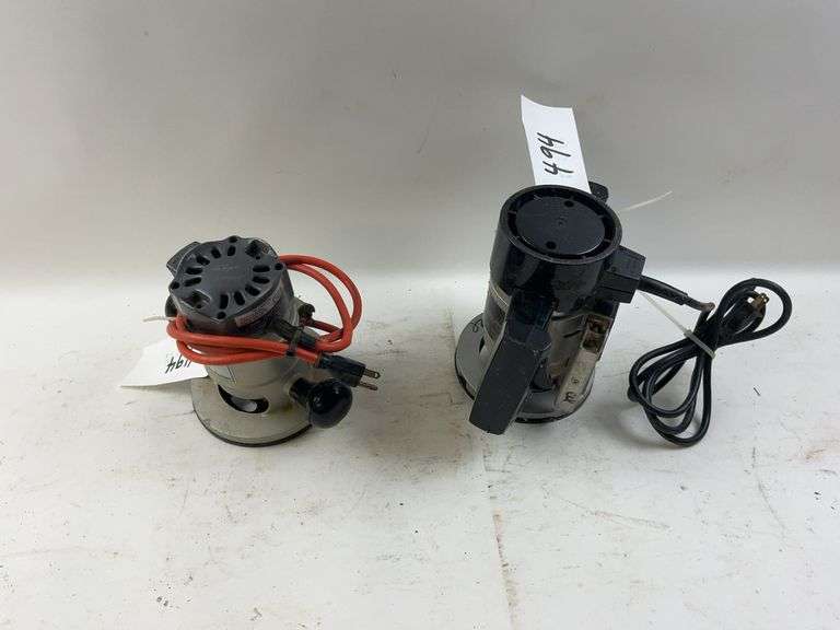 (2) Black & Decker Routers - Peterson Land & Auction LLC