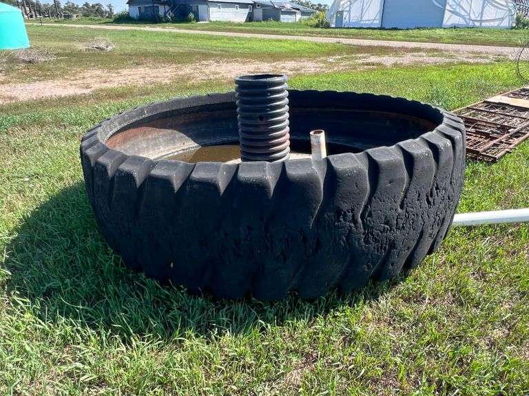 8.5ft Tire Livestock Tank - OFFSITE