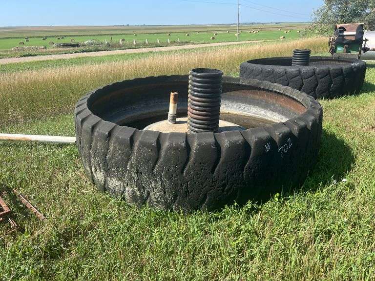 8.5ft Tire Livestock Tank - OFFSITE