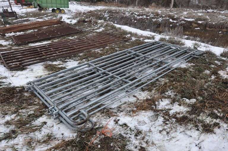 (4) 5' x 12' Portable Panels