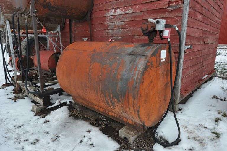 500 gal Diesel Tank w/Electric Pump