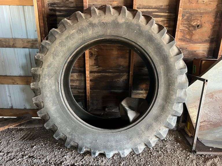 Firestone 18.4-42 Tractor Tire