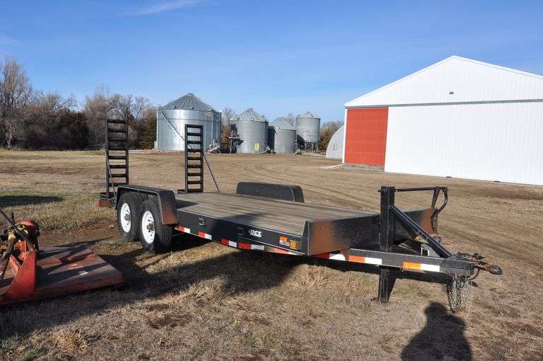 2010 DCT Equipment Trailer
