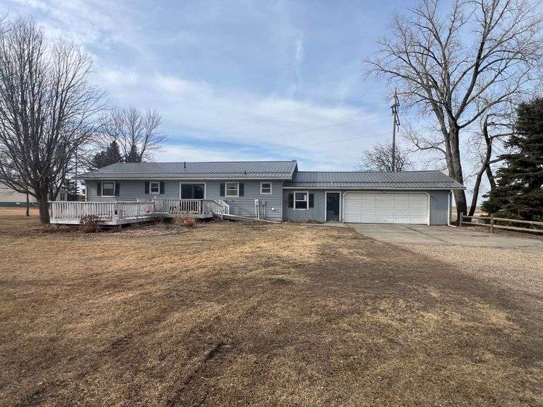 Contractor/Handyman Special! Kimball, SD Online Real Estate Auction