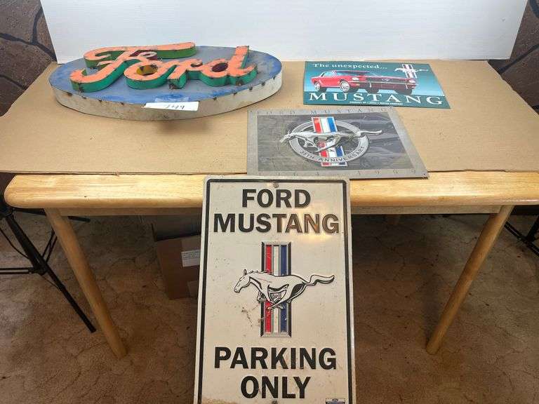 (4) Ford/Mustang Signs
