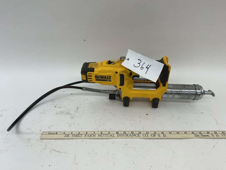 DeWalt 20V Cordless Grease Gun