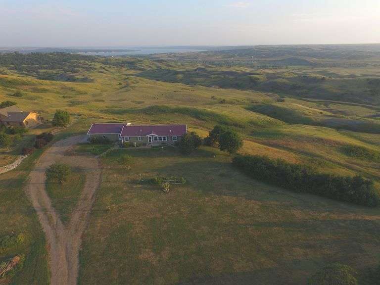 109 Nevada Lane, Oacoma, SD