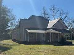 339 West End Ave Ashburn GA