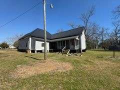 339 West End Ave Ashburn GA