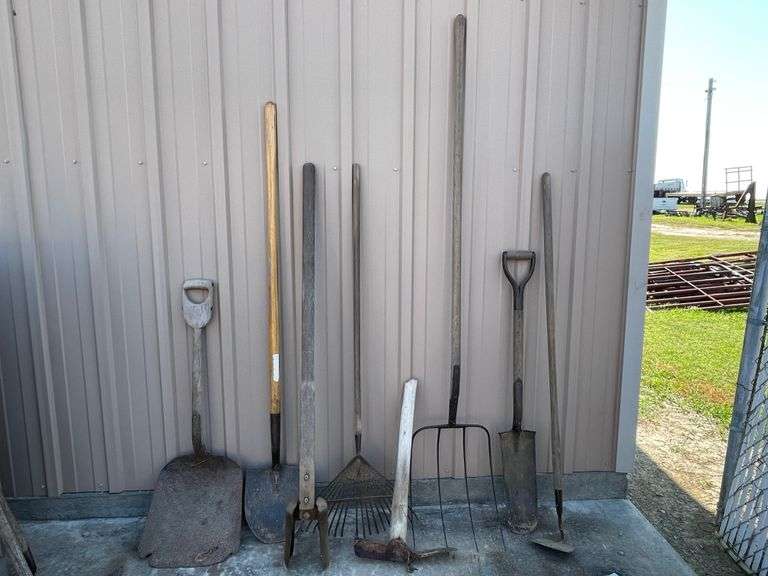 Post Hole Digger W/ Assorted Hand Tools