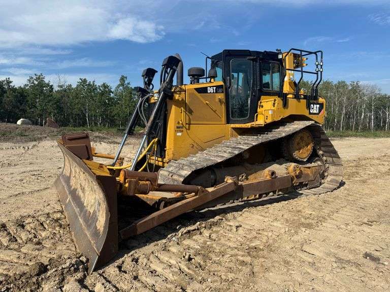2016 Cat D6T Dozer