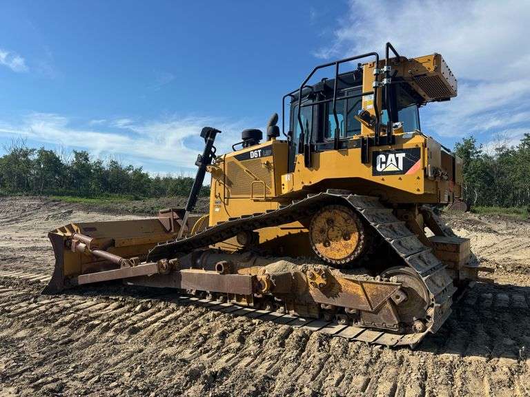 2016 Cat D6T Dozer